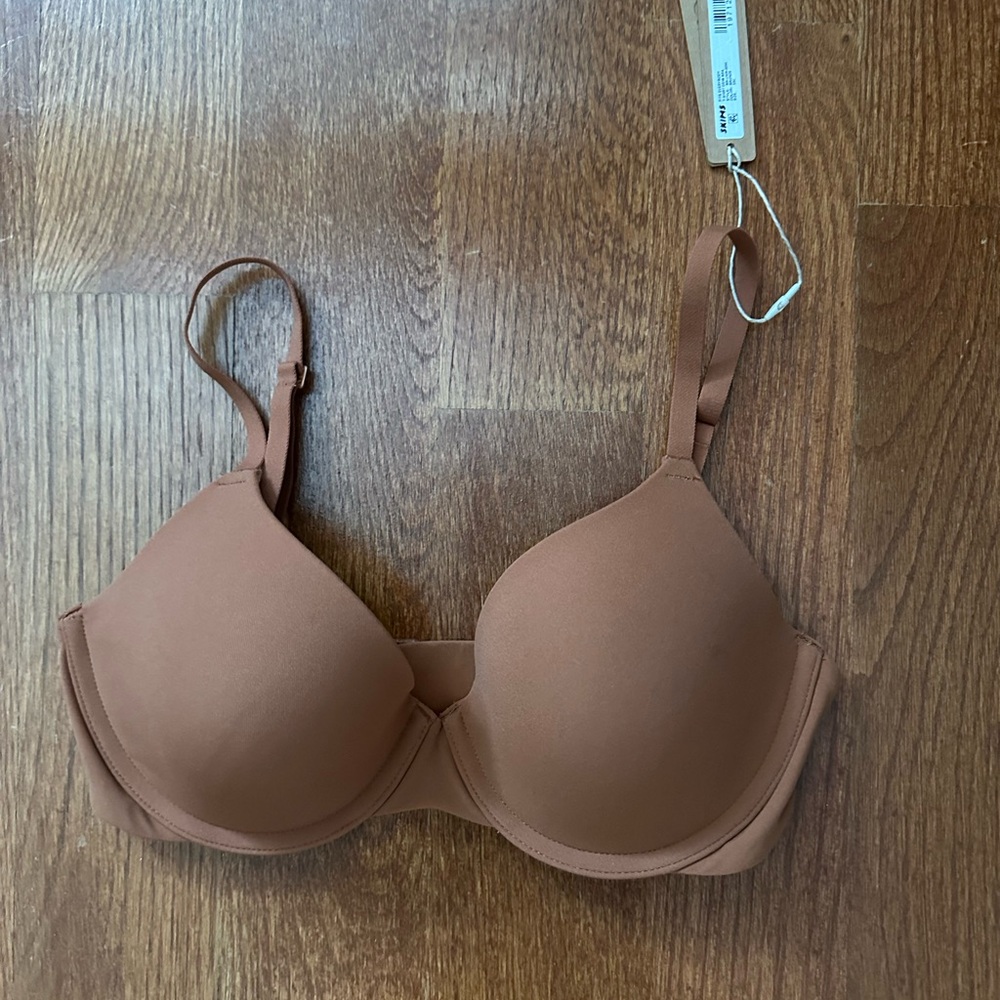 T shirt demi bra
